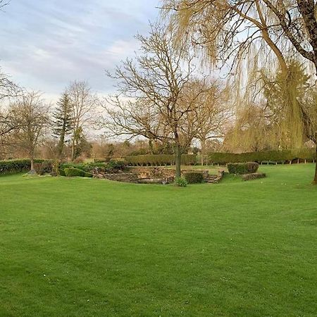 Le Nalousie Livry (Calvados) Exterior foto